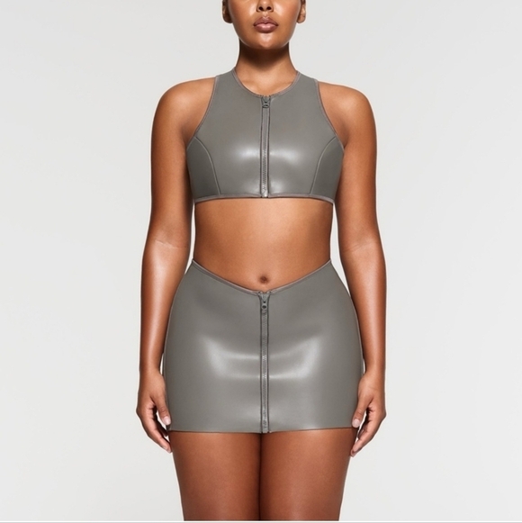 SKIMS Dresses & Skirts - Skims Rubberized Scuba Swim Velcro Mini Skirt